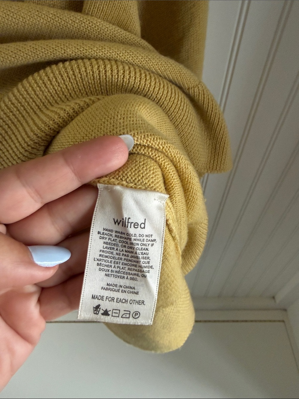 Wilfred Aritzia Cyprie Merino Wool Pale Yellow Sweater - Picture 6 of 8